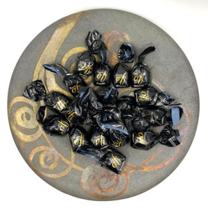 Centrotavola in Ceramica Raku con Cioccolatini Bonollo